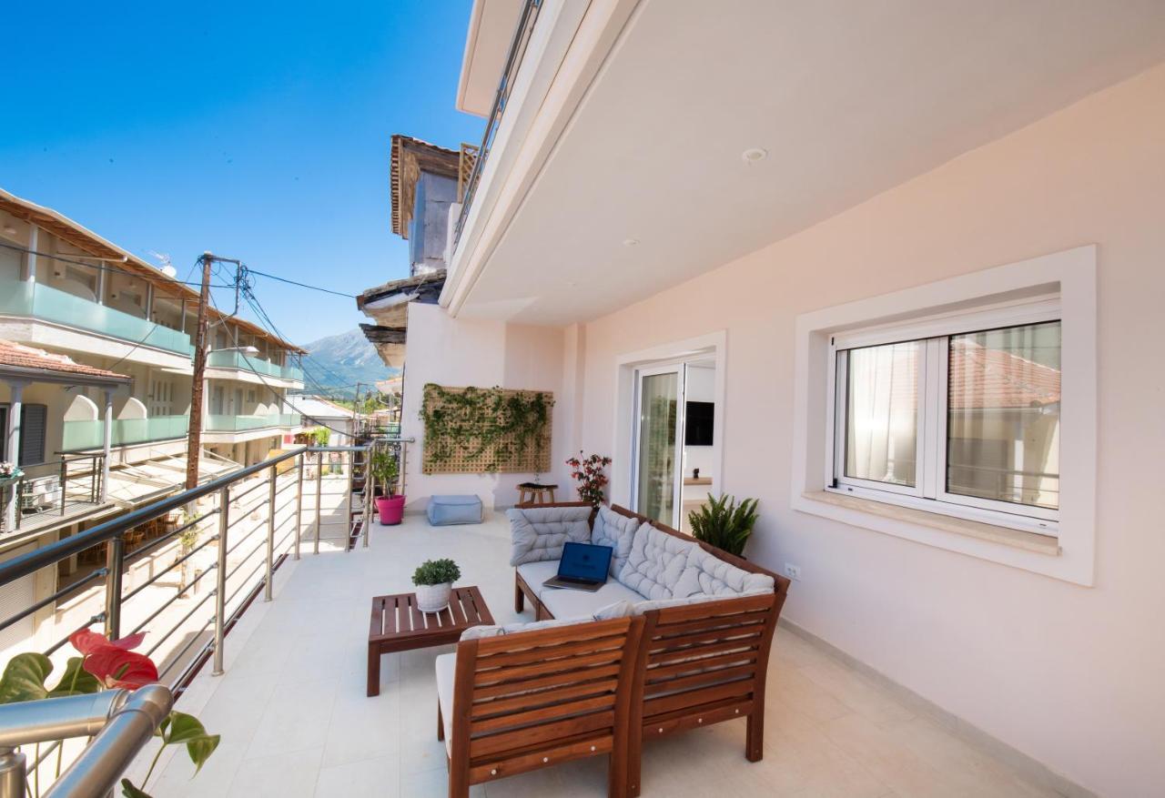 Peratzada Apartments 瓦西利基 外观 照片