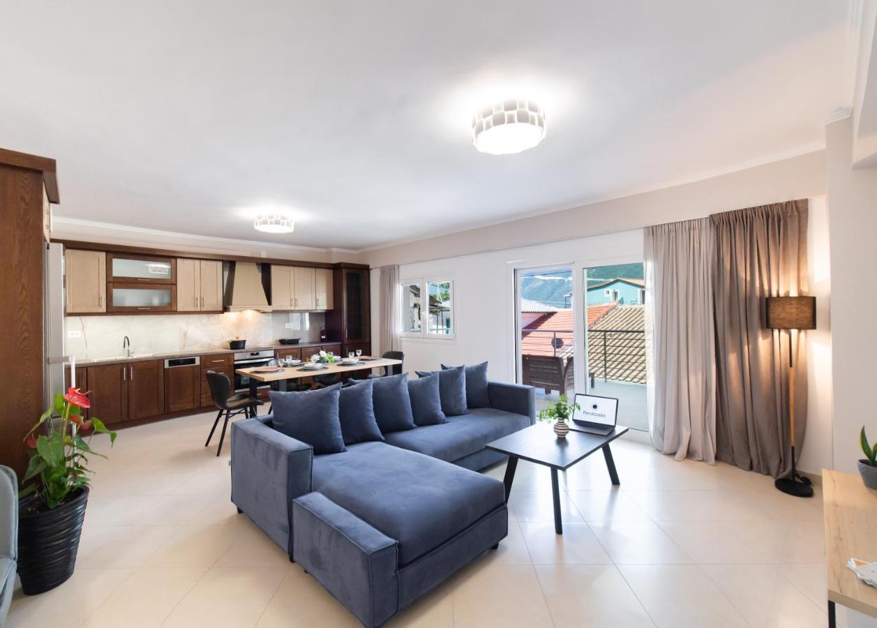 Peratzada Apartments 瓦西利基 外观 照片