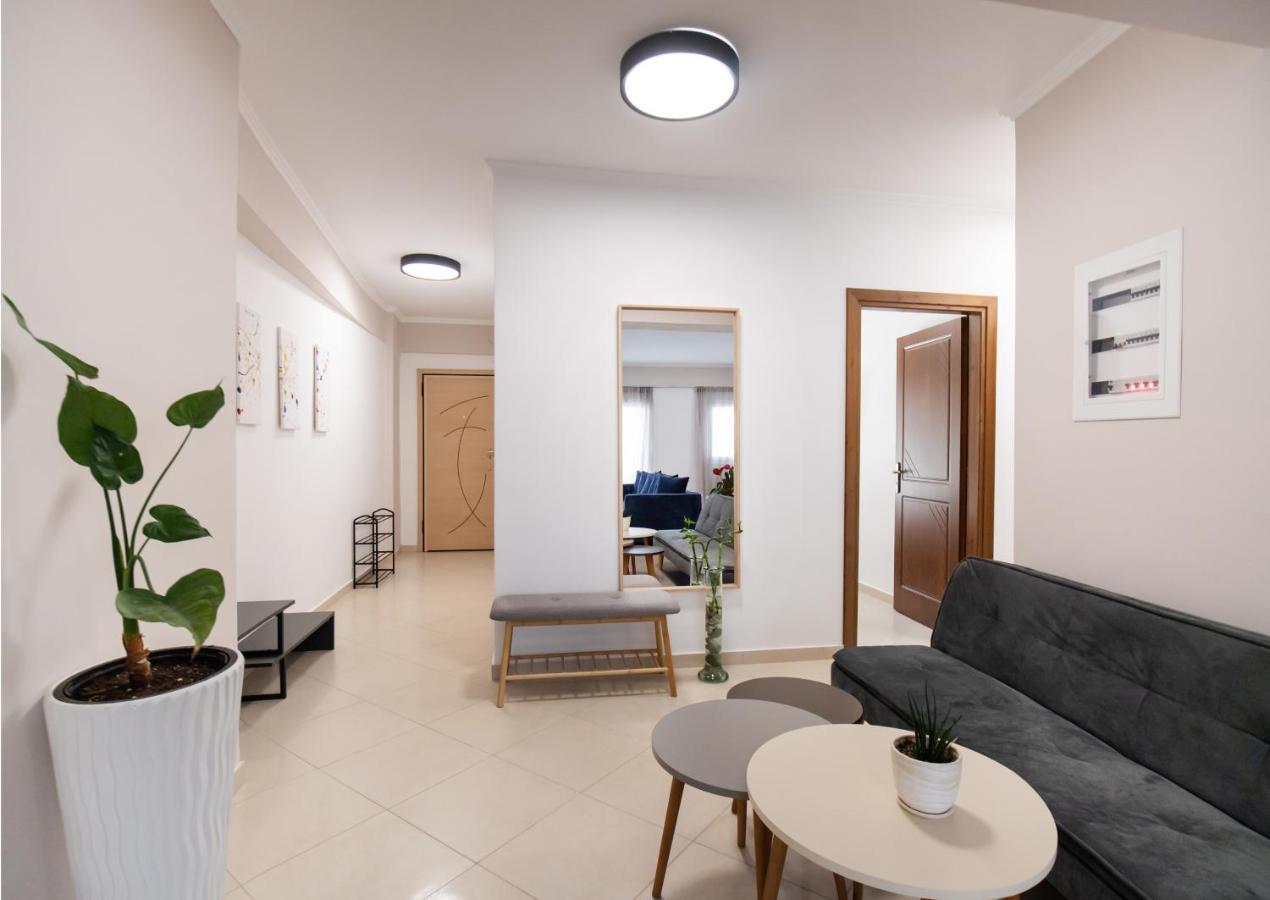 Peratzada Apartments 瓦西利基 外观 照片